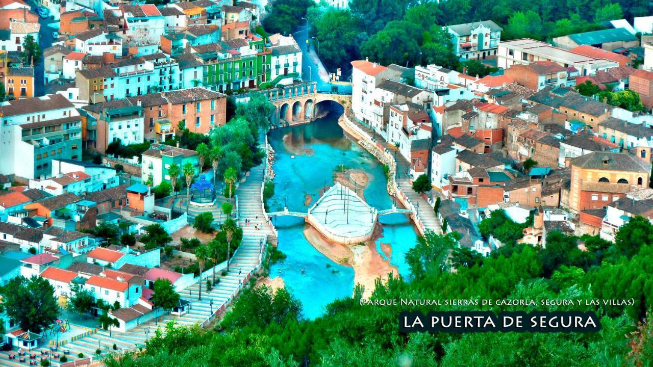 La Puerta de Segura La Vieja Parra 게스트하우스 외부 사진