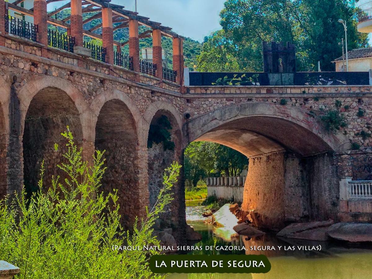 La Puerta de Segura La Vieja Parra 게스트하우스 외부 사진